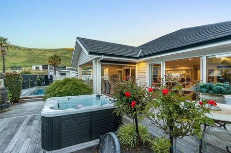 Photo of property in 44 Sunningdale Drive, Stoke, Nelson, 7011