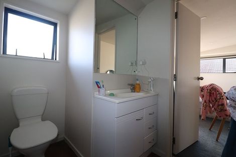 Photo of property in 16b Elizabeth Street, Riccarton, Christchurch, 8011