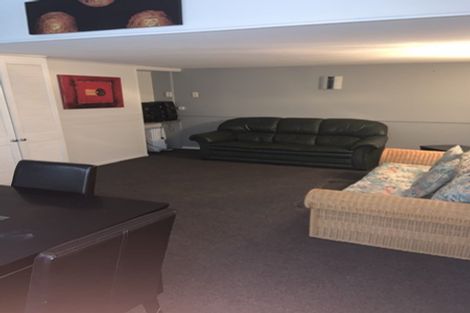 Photo of property in 369 Marine Parade, New Brighton, Christchurch, 8061