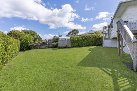 Photo of property in 12 Orewa Heights Crescent, Orewa, 0931