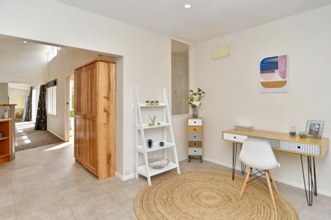 Photo of property in 182 Main North Road, Redwood, Christchurch, 8051