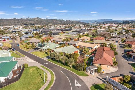 Photo of property in 4 Mayfair Close, Whitianga, 3510