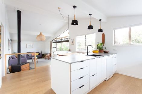 Photo of property in 11 Norfolk Place, Tairua, 3508