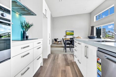 Photo of property in 18 Castleton Way, Flagstaff, Hamilton, 3210