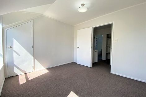 Photo of property in 7 Hollydale Grove, Churton Park, Wellington, 6037