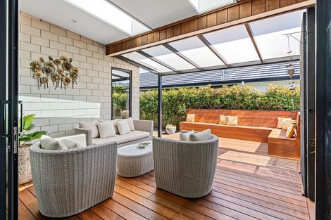 Photo of property in 14 Waitaha Place, Bell Block, New Plymouth, 4312