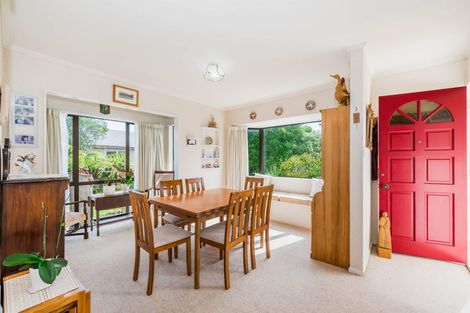 Photo of property in 27 Rimu Road, Raumati Beach, Paraparaumu, 5032