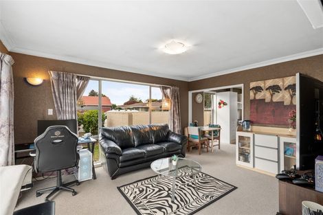 Photo of property in 39 Ambleside Drive, Burnside, Christchurch, 8053