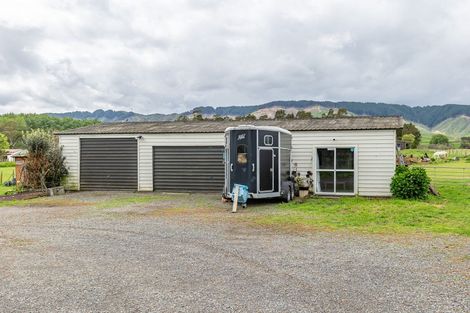 Photo of property in 156 Arapaepae Road, Levin, 5510