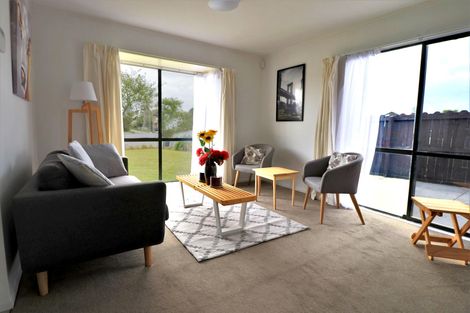 Photo of property in 34 Horlicks Place, Randwick Park, Auckland, 2105