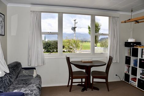 Photo of property in 13 Wharf Road, Karamea, 7893