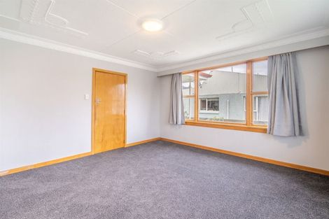 Photo of property in 1 Crombie Street, Gore, 9710