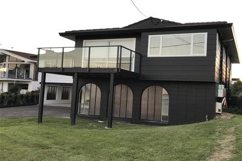 Photo of property in 1/50 Seaview Road, Castor Bay, Auckland, 0620