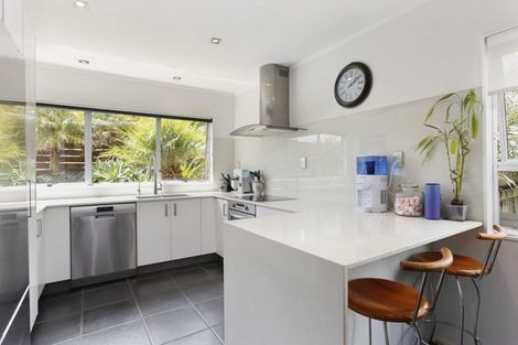 Photo of property in 9 Montclair Rise, Browns Bay, Auckland, 0630