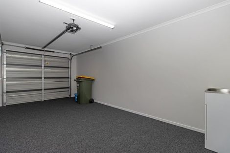 Photo of property in 2/20 Alanbrooke Place, Beerescourt, Hamilton, 3200
