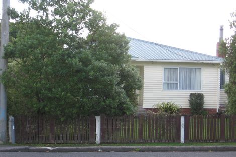 Photo of property in 18 Rathgar Road, Henderson, Auckland, 0610
