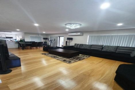 Photo of property in 16 Nandi Lane, Ranui, Auckland, 0612