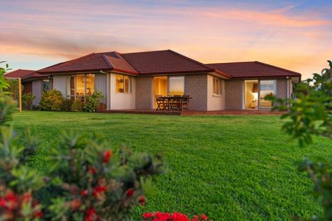 Photo of property in 28 Blacklock Road, Pyes Pa, Tauranga, 3112