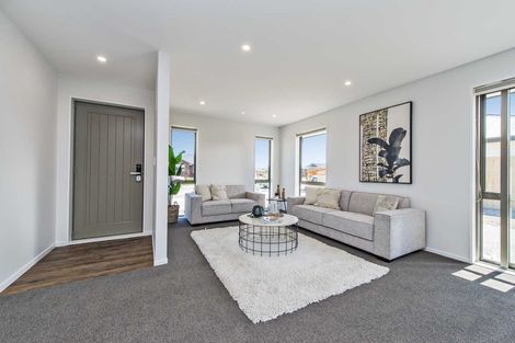 Photo of property in 33 Cressy Place, Darfield, 7510