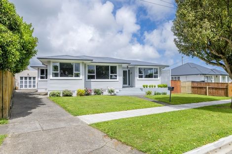Photo of property in 5 Duke Street, Levin, 5510