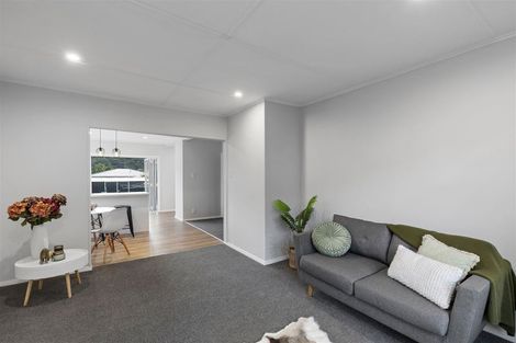 Photo of property in 58 Coast Road, Wainuiomata, Lower Hutt, 5014