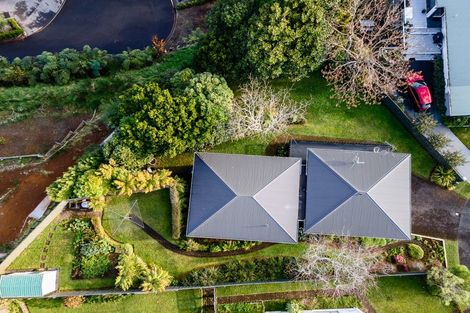 Photo of property in 11 Cargill Place, Frankleigh Park, New Plymouth, 4310