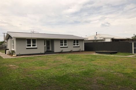 Photo of property in 35 Merrington Crescent, Aranui, Christchurch, 8061