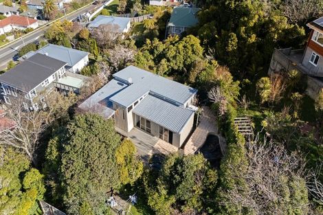 Photo of property in 1 Fyvie Avenue, Tawa, Wellington, 5028