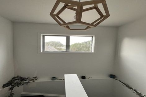 Photo of property in 52 Herewini Street, Titahi Bay, Porirua, 5022