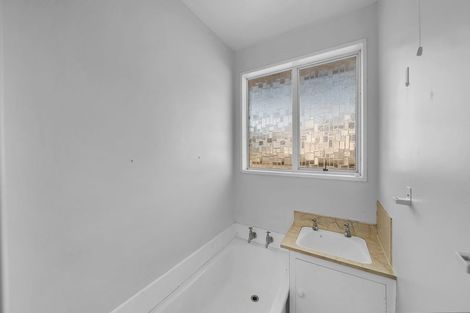 Photo of property in 1/35 Estuary Road, New Brighton, Christchurch, 8061