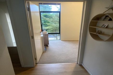 Photo of property in 1/3 Inga Road, Milford, Auckland, 0620