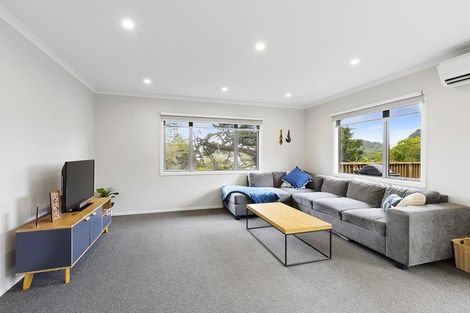Photo of property in 17a Gloucester Street, Cannons Creek, Porirua, 5024