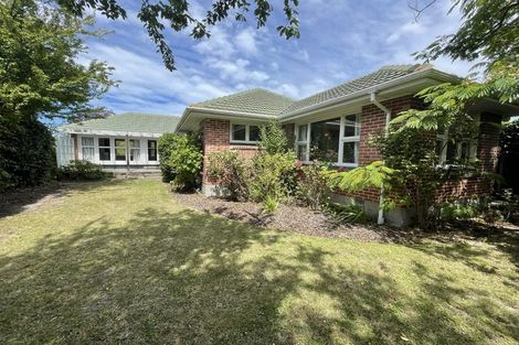 Photo of property in 9 Hampton Place, Burnside, Christchurch, 8053