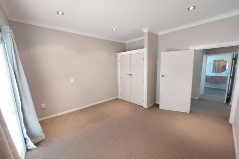 Photo of property in 70 Lemon Street, New Plymouth, 4310