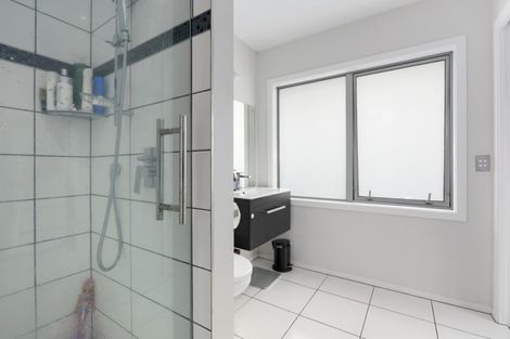 Photo of property in 21 Cosgrove Rise, Riverstone Terraces, Upper Hutt, 5018