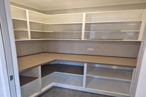 Photo of property in 12 Nukuroa Close, Waitara, 4320