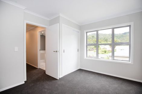 Photo of property in 4a Horoeka Street, Stokes Valley, Lower Hutt, 5019