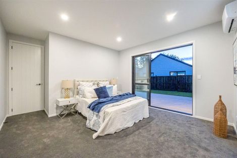 Photo of property in 18 Madden Avenue, Kumeu, 0810