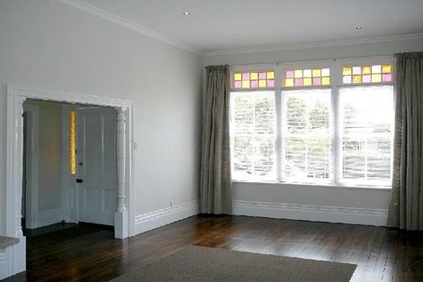 Photo of property in 21 Mozeley Avenue, Devonport, Auckland, 0624