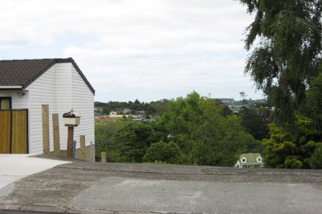 Photo of property in 8 Len Brown Place, Pukekohe, 2120