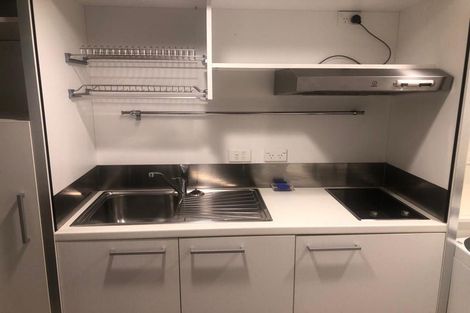 Photo of property in 46a Hinemoa Street, Birkenhead, Auckland, 0626