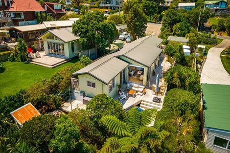 Photo of property in 6 Edwin Mitchelson Road, Muriwai, Waimauku, 0881