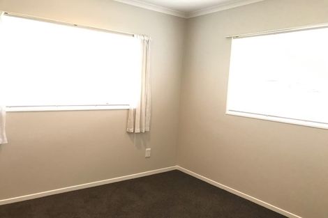 Photo of property in 39 Ponderosa Drive, Oteha, Auckland, 0632
