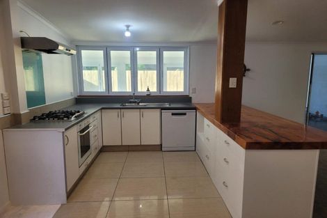 Photo of property in 107a Seaview Road, Westown, New Plymouth, 4310