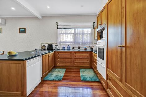 Photo of property in 19 George Street, Hawera, 4610