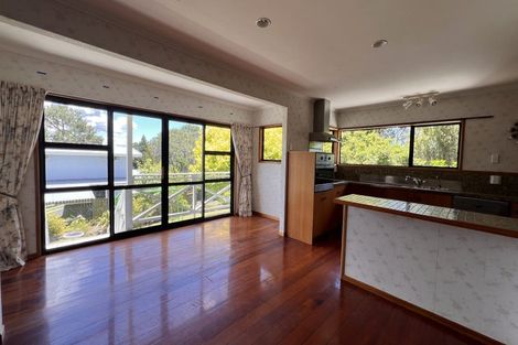 Photo of property in 4 Rae Road, Campbells Bay, Auckland, 0620