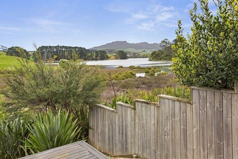 Photo of property in 19 Robertson Street, Raglan, 3225