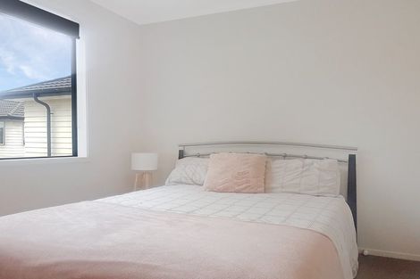 Photo of property in 10 Akeake Lane, Manurewa, Auckland, 2102