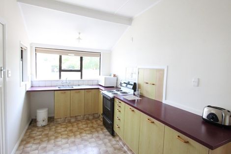 Photo of property in 18 Main Street, Pahiatua, 4910