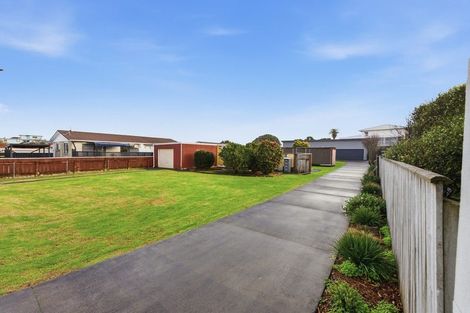 Photo of property in 80 Ngamotu Road, Spotswood, New Plymouth, 4310